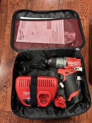 Milwaukee 3404-20 1/2″ M12 Hammer Fuel Brushless Drill Driver Kit With Bag