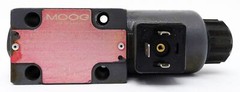 Moog N-WE42P06H22PBOBN0 35MPa Directional Control Valve -used-