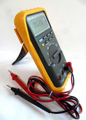 Very Clean Used Fluke 87 TRMS MultiMeter w/ Leads Multimeter Works USA Made
