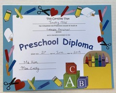 SHAPES ETC. 30pcs Preschool Diploma Recognition Certificates 11inx8.5in Color…