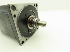Yaskawa SGMP-15AWYR12 AC Servo Motor 1500W 4.77Nm 3000 RPM Encoder **READ**