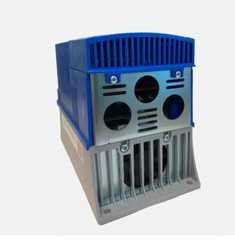 New In Box LENZE ESV552N04TXB Frequency Inverter