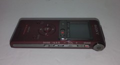 Sony ICD-UX200 Stereo Digital Voice IC Recorder USB MP3 Red TESTED