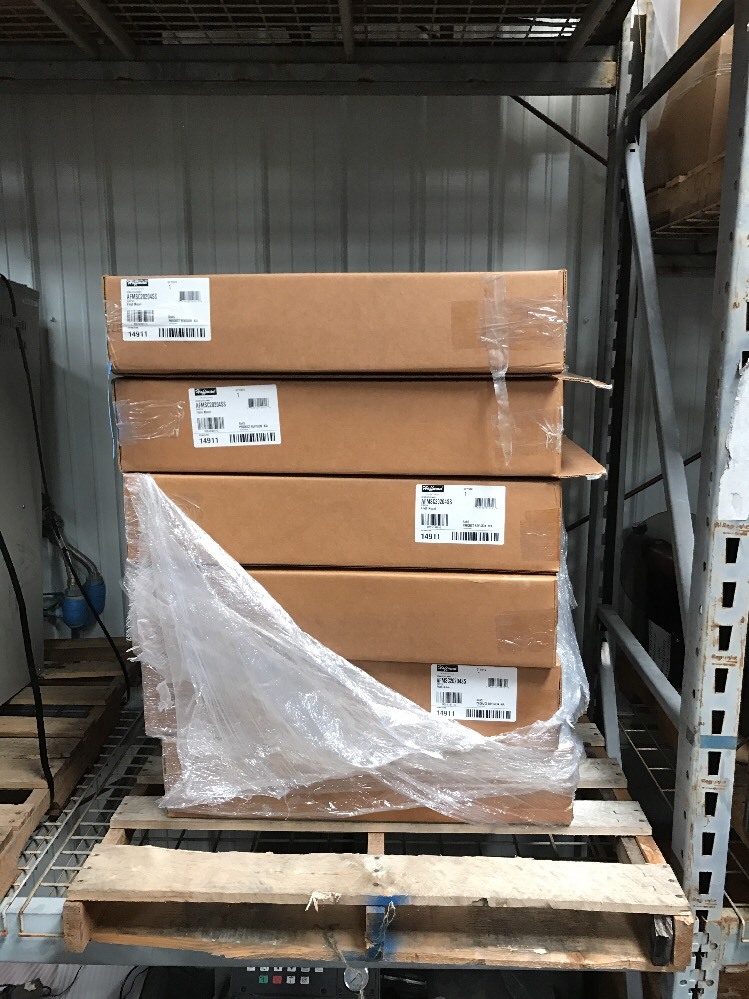 Hoffman AFMSC20204SS Stainless Flush Mount Enclosure, 20x20x4″ Brand New In Box