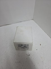 RED LION CUB4L000 Counter,LCD,6 Digits,1.51″ D 793JF2 **NOS**