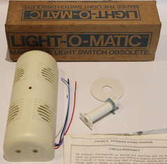 Light-O-Matic 01-081 – Two-Way Occupancy Room Sensor – NOS