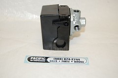 INGERSOLL 23192487 COMPATIBLE PRESSURE SWITCH W/ UNLOADER VALVE LEVER P1.5IU-A9