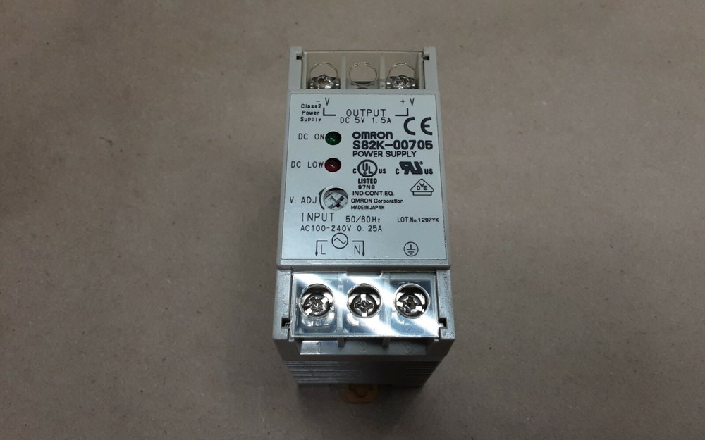 OMRON 50/60HZ .25A POWER SUPPLY S82K-00705 #01H1RM