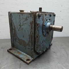 Falk 1060F 2A Enclosed Gear Drive Speed Reducer 25.50 Ratio Used See Pictures