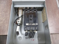 Crouse-Hinds Type RH Meter Main RY123J0 200A 240V 4W 3Ph 200A Breaker Used