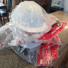 Lot Of 4 New Milwaukee Bolt Front Brim Hard Hat 4-Pt Vented Type 1 Class C White