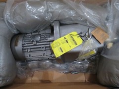 Nord 42-100LA/4 CUS Gear Motor 24.67:1