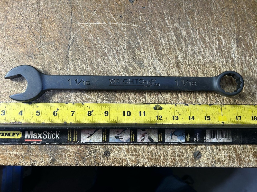Wright Grip 2.0 31134 Black Oxide Combination Wrench 12 Point 1-1/16”
