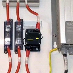 12 Volt Circuit Breaker 60, 80, 100, 150, 200, 250 and 300 AMP RV Marine Auto
