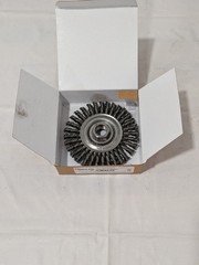 WEILER Wheel Brush: 4" Dia, 3/16" Width, 0.0200" Wire Dia, Knotte