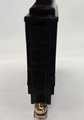 Square D Bolt On QHB120 Circuit Breaker QOB120 65KA 20A 1P 120/240V