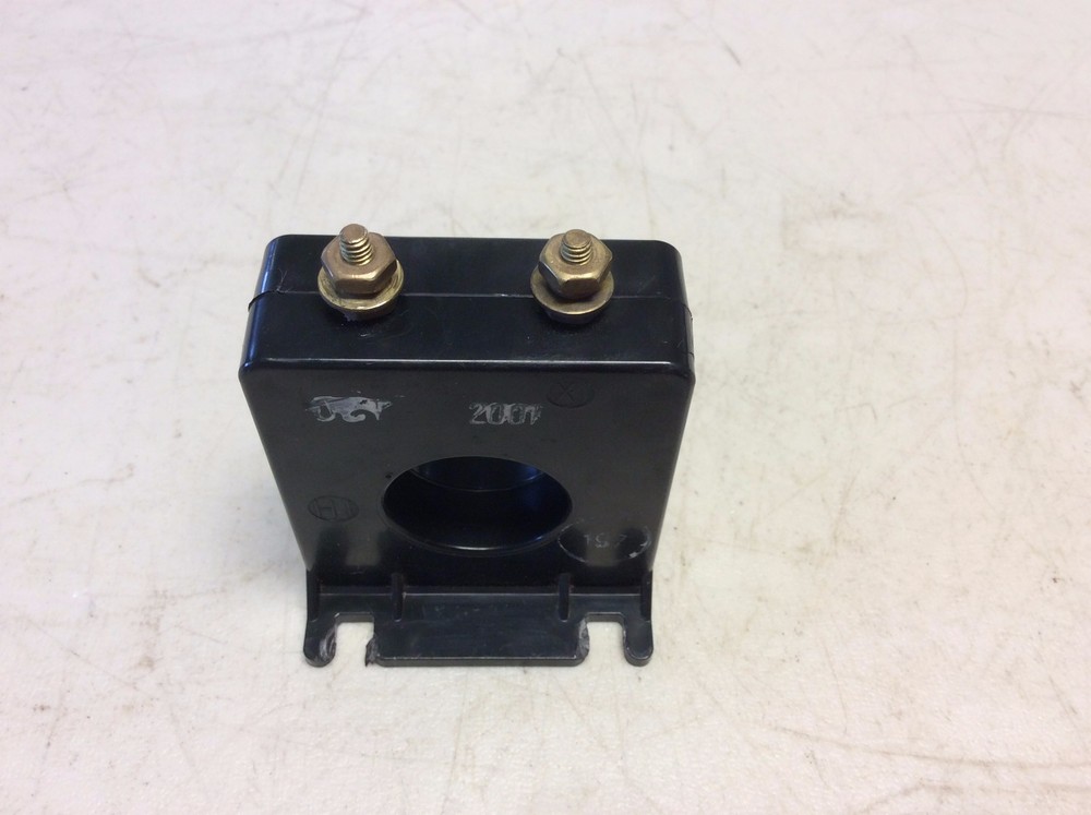 Instrument Transformers 2SFT-500 Current Transformer 50:5 50-400 Hz 2SFT500
