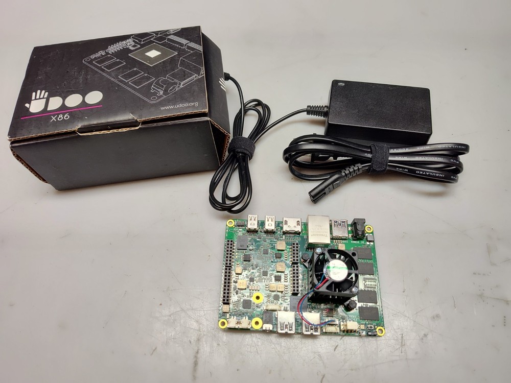 UDOO X86 ULTRA Single Board Computer Intel N3710 8GB 32GB eMMC SB02-4940-0000-C0