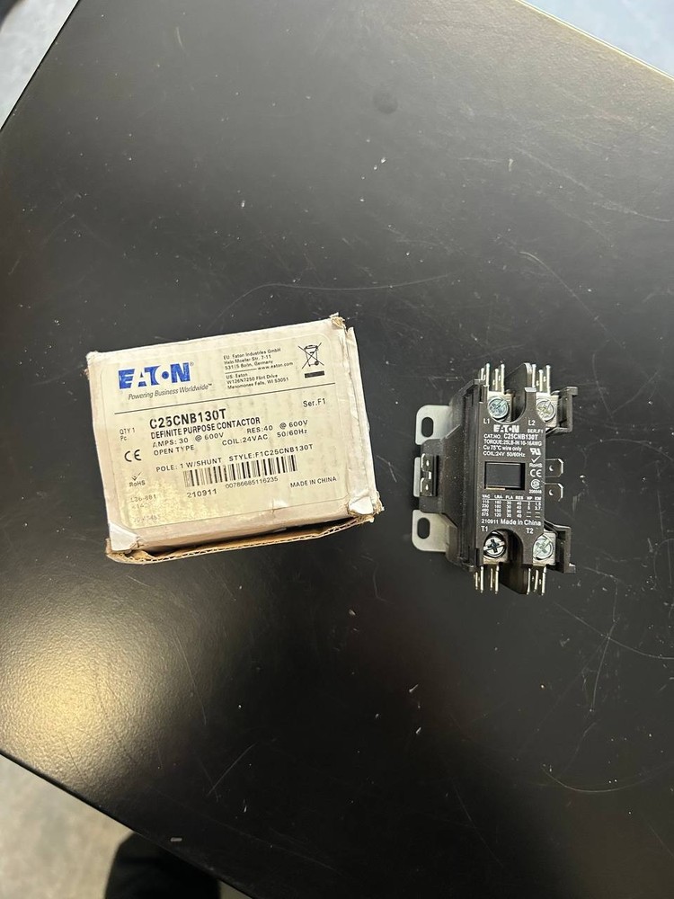 EATON Definite Purpose Magnetic Contactor: 1 + N Poles, 24V AC, 30 A, Non-Revers