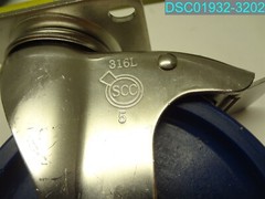 QTY=4: Polyurethane Wheel’s Locking6″H X 4-5/8″DX1-1/4″W PLATE 3-3/4″L X 2-5/8″W