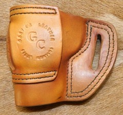 Gary C’s Avenger OWB Right Hand HOLSTER – for the Ruger SR9C/SR40C Leather