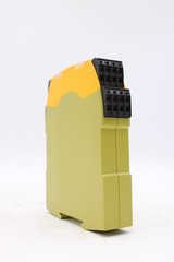 Pilz 751104 Compact High Performance Safety Relay