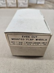 5/8″ x 3/4″ 180 Grit Flap Wheels 1/8″ Shank, 25,000 RPM – Lot of 10