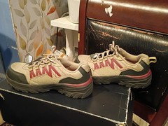 Skechers Memory Foam Composite Safety Toe Slip Resistant Size 6.5