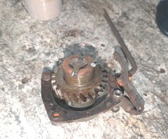 Allis Chalmers B C RC Tractor engine motor governor assembly An Mounting Bolts