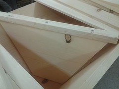 Bee Hive, 20 Top Bar with Roof Top Bar Backyard Bee Keeping Hive