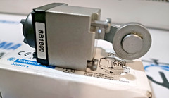 New Telemechanique ZCKD16 Limit Switch head 064675 free express shipping