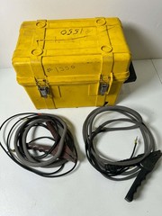 AEMC 5600 Micro-Ohmmeter 10A Digital Low Resistance Meter w/ Test Leads & Manual