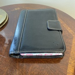 Compact Franklin Covey Planner Black Magnetic Snap 6-Ring & Accessories