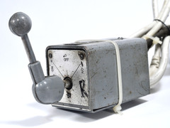 1/2HP Reliance Baldor FDL3504M Farm Duty Motor Wired + Cutler Hammer Drum Switch