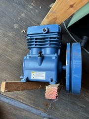 Quincy Crankcase And Cylinder
