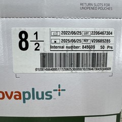 Gammex Non-Latex PI Green Surgical Glove NovaPlus *1 Box* Size: 8.5 *See Date*