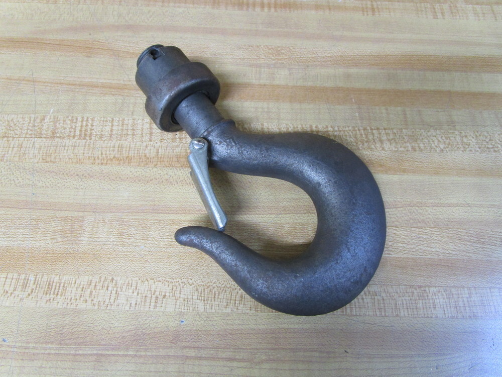 CM G90 Rotating Hoist Hook CM6-7