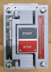 ALLEN BRADLEY 800H-2HA7 HEAVY DUTY PUSH BUTTON STATION SER.X