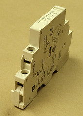 TELEMECANIQUE SCHNEIDER ELECTRIC GVAN11 CONTACT BLOCK