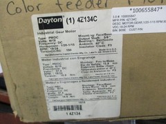 NEW DAYTON 4Z134C GEAR MOTOR 90/130V 1/20-1/15 HP 18/24 RPM 4Z134