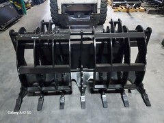 Skid Steer HD 66″ Dual Clam Grapple by Prime USA,3/4″ Tines,51″ Opening, Grade50