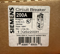 SIEMENS QS2200H BREAKER 2POLE 200A 120/240V NEW IN BOX READY TO SHIP