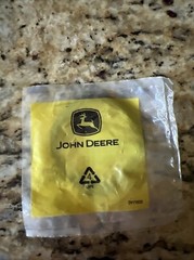 E52817 – John Deere External Snap Ring