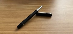 Elegant Black & Silver Rollerball Pen – Professional Executive Writing Gift Box