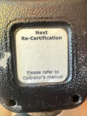 Self-retracting Lifeline Max.arres 900lbs Max Capacity 310 Llbs.