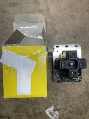 Hubbell HBL9450A Straight Blade Device Receptacle 50A 125/250V 3-Pole 4-Wire