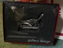 Gallery Design BOAR /HORSE Head Desk Staple Remover – Gallery Design New Rare