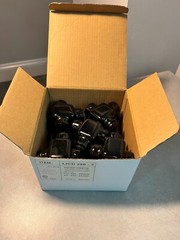 Box of 5; Insulated Multicable Connector; dual entry; 3 port; 250-6 wire range
