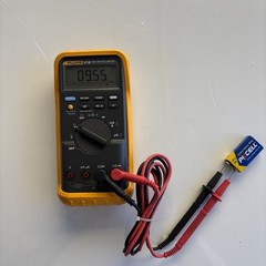 Fluke 87 III True RMS Digital Multimeter with Leads & Case