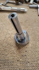 Fly Cutter R8 Shank . Made In India . Thread In Good Condition.
